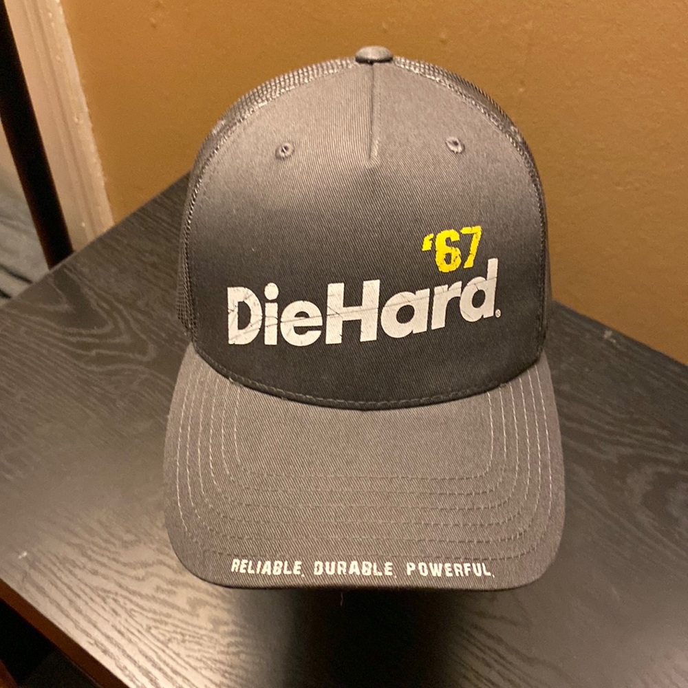 Vintage DieHard SnapBack Hat. Gray. One Size Fits All.